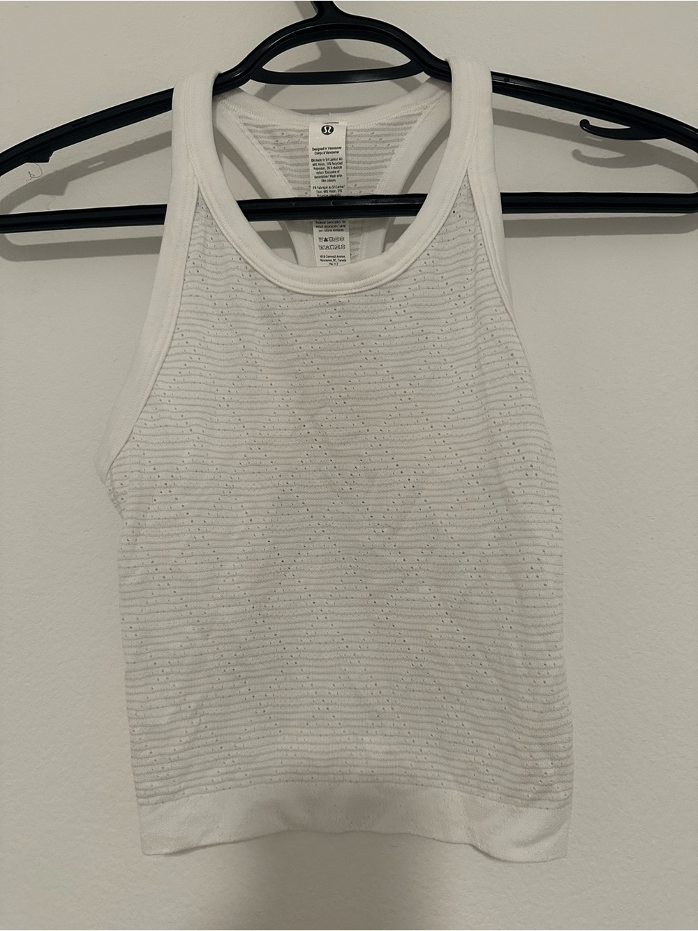 lululemon Swiftly Tech Cropped Round-Neck Tank 2.0 DXWT 2 - Picture 4 of 5